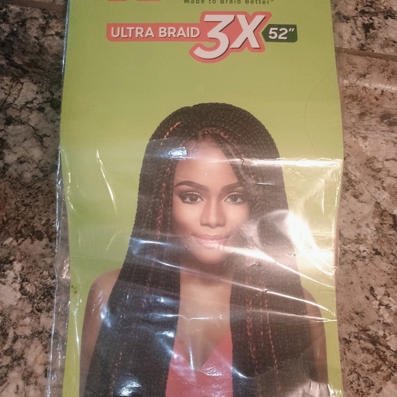 X-Pression Pre-Stretched Hair Extensions.Expression braid hair 52 in - Picture 5 of 5